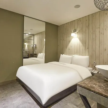 Hertz Hotel Seoul Exterior photo